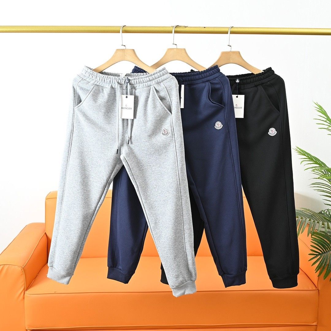 モンクレール スウェットパンツ 厚手 カジュアル A31870