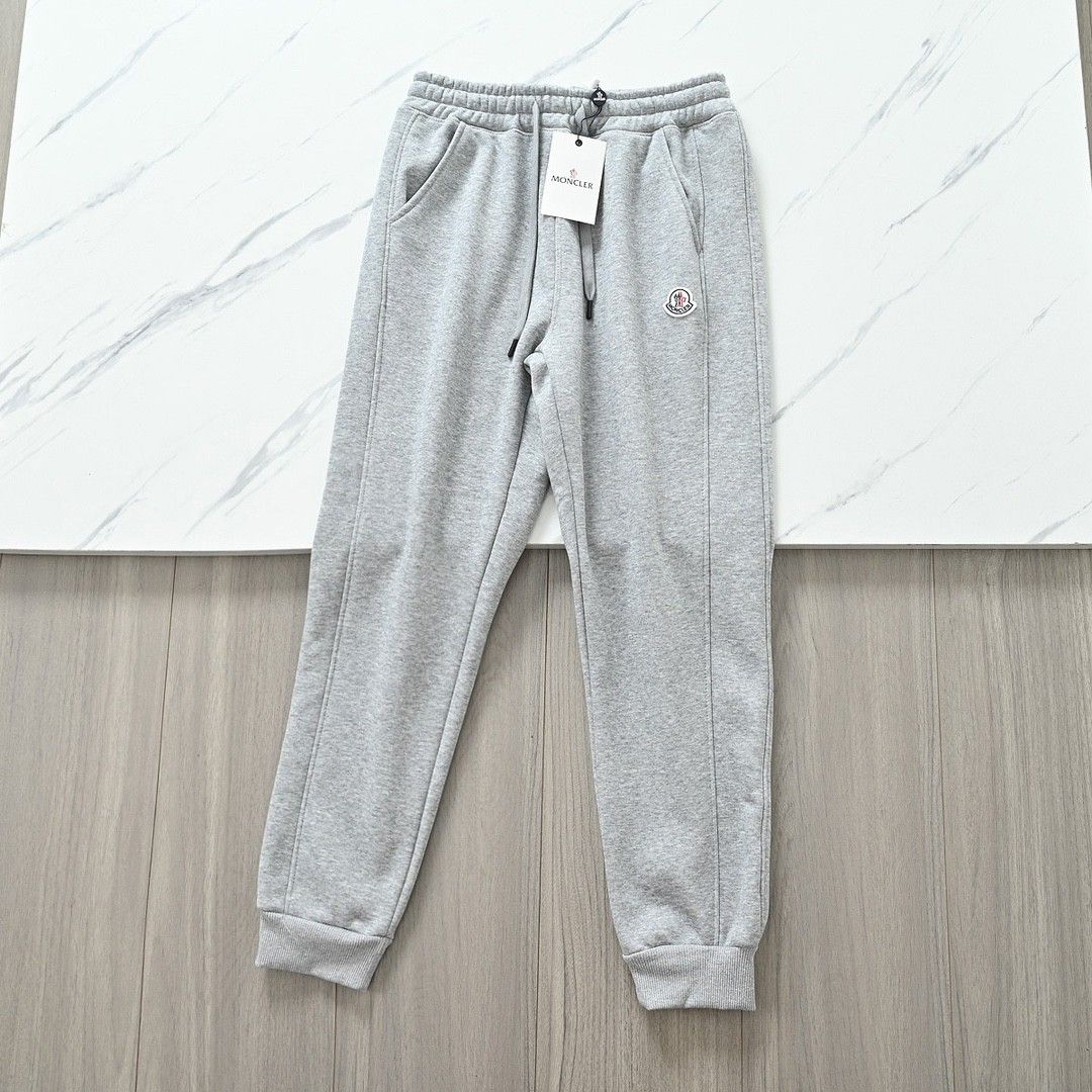 モンクレール スウェットパンツ 厚手 カジュアル A31870