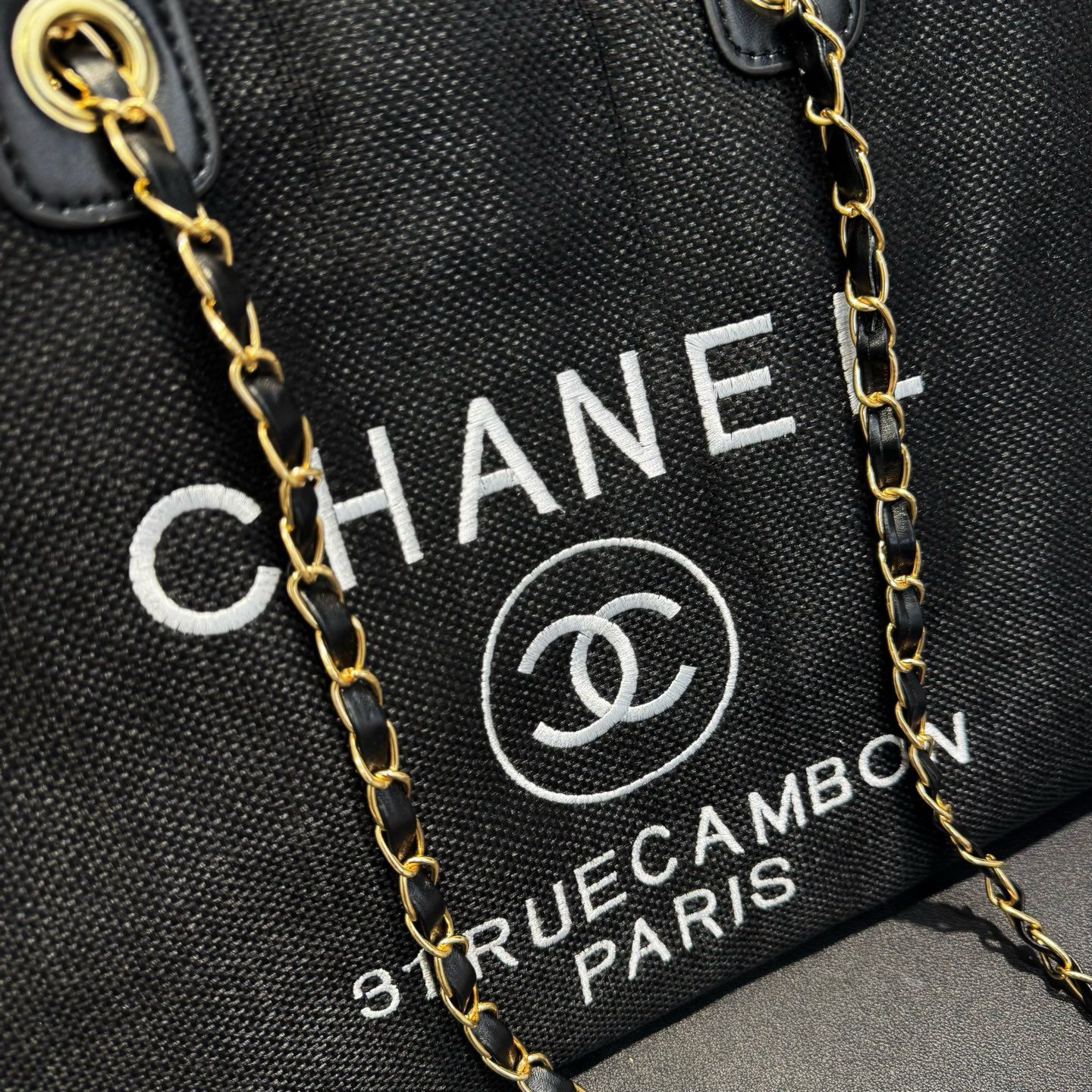 シャネル トートバッグ 大容量 大きめ 肩掛けカバン 手提げバッグ A31880