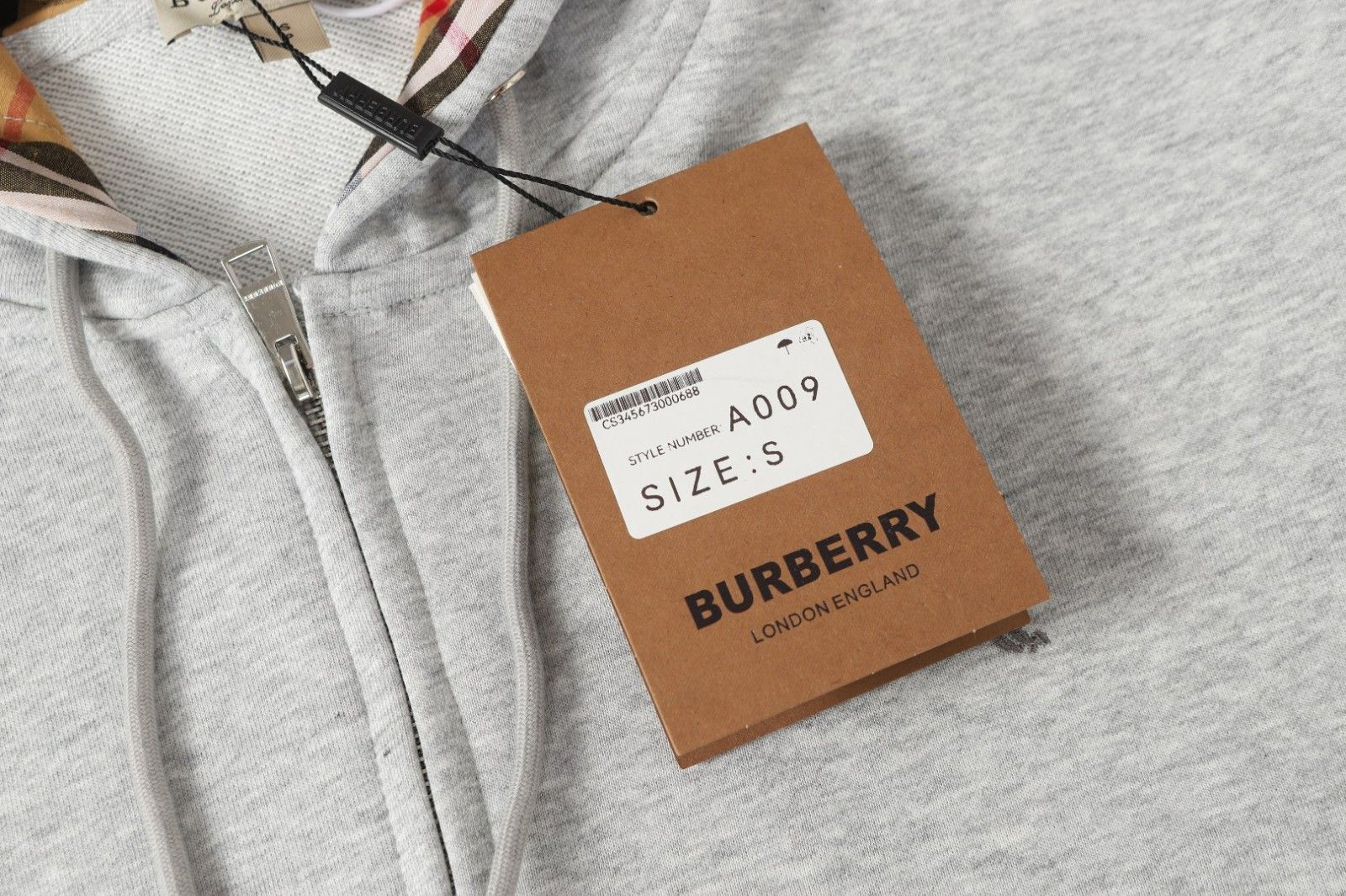 バーバリー エンブロイダリー パーカー A31879