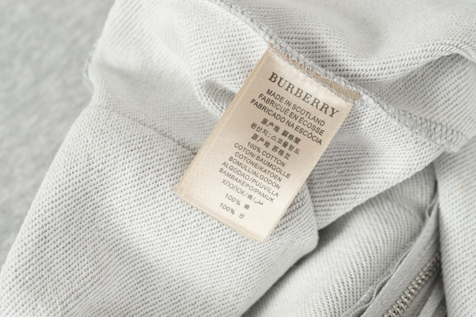 バーバリー エンブロイダリー パーカー A31879