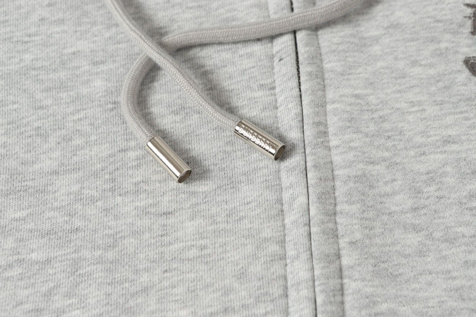 バーバリー エンブロイダリー パーカー A31879