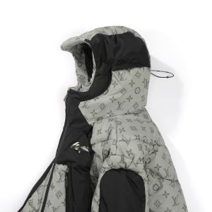 ルイヴィトン 温度で色が変わるハイテクダウンジャケット A31878