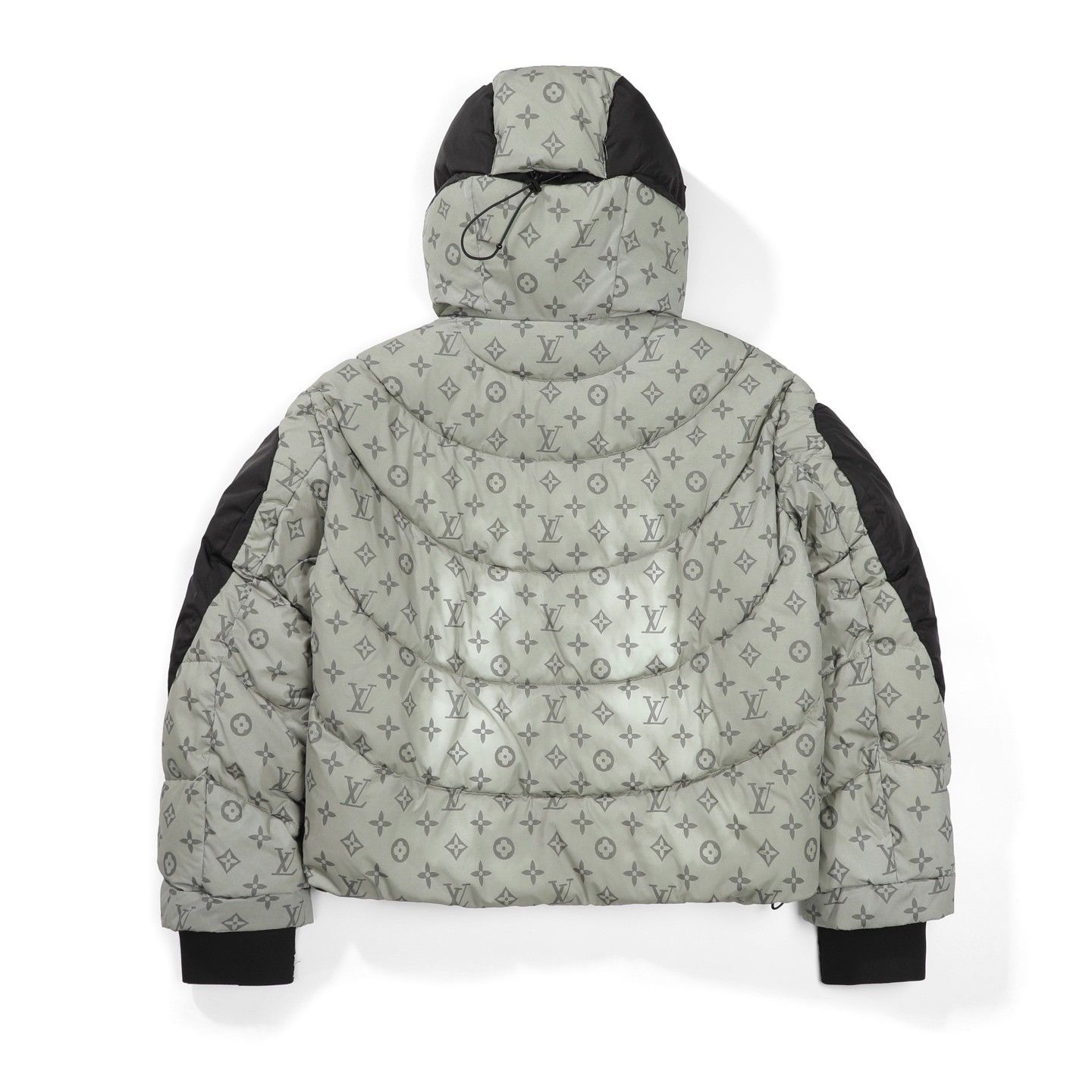 ルイヴィトン 温度で色が変わるハイテクダウンジャケット A31878