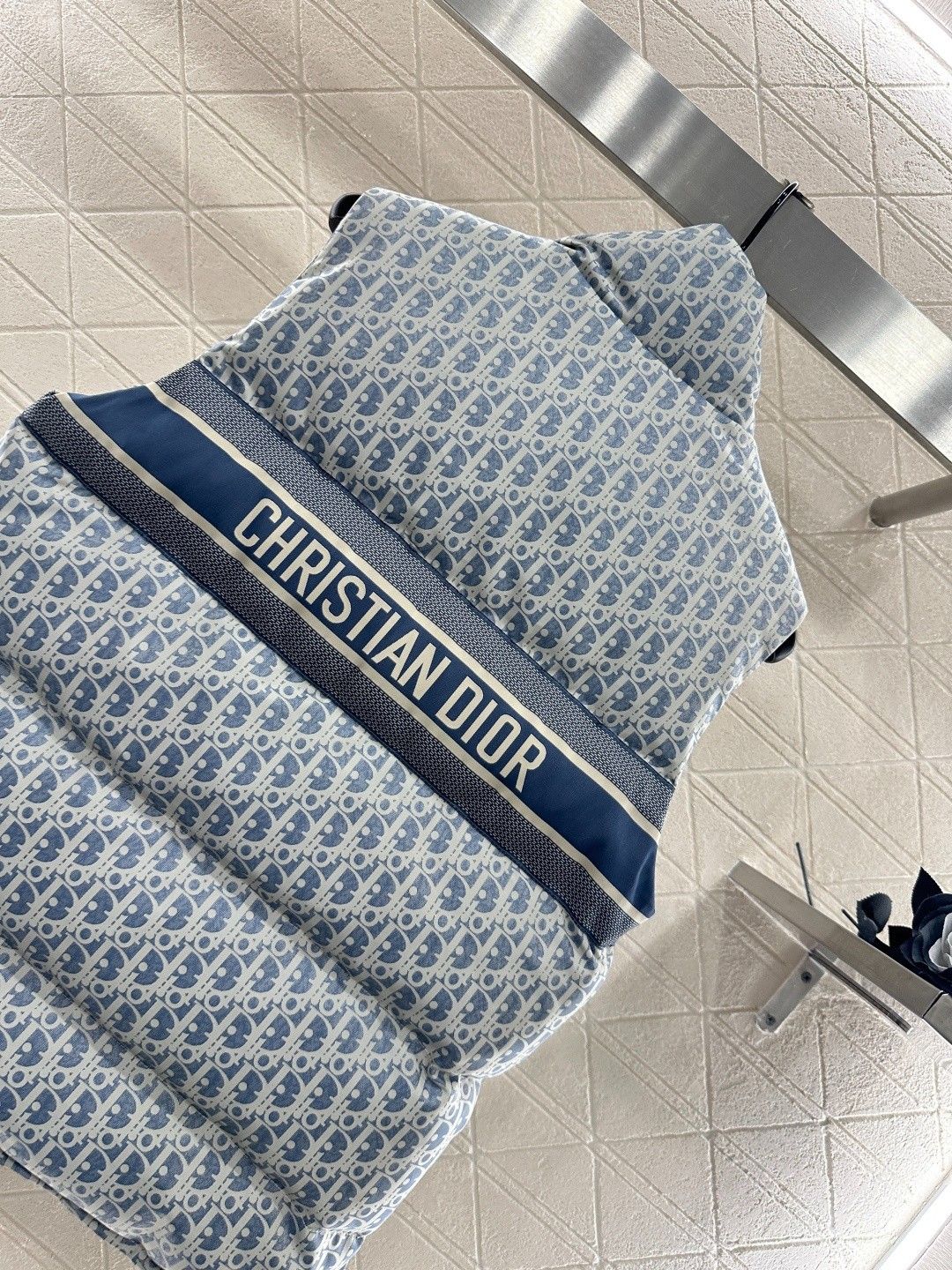 ディオール ダウンベスト ダブルフェイス ジャカード スタンドカラー A31888