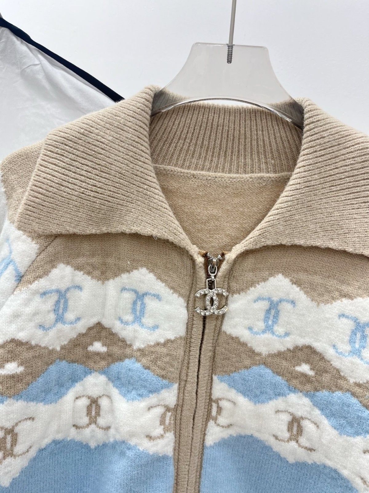 シャネル ニット ジップカーディガン オシャレ A31886