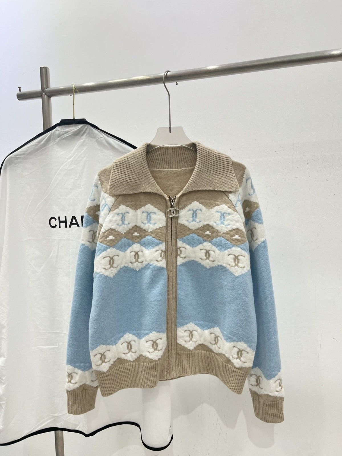 シャネル ニット ジップカーディガン オシャレ A31886