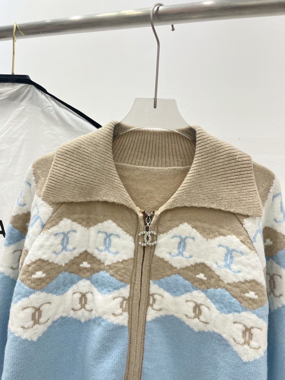 シャネル ニット ジップカーディガン オシャレ A31886