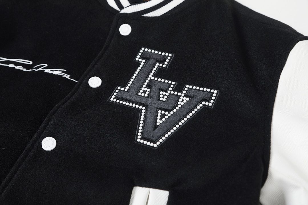 ルイヴィトン スタジャン 男女兼用 カジュアル A31884