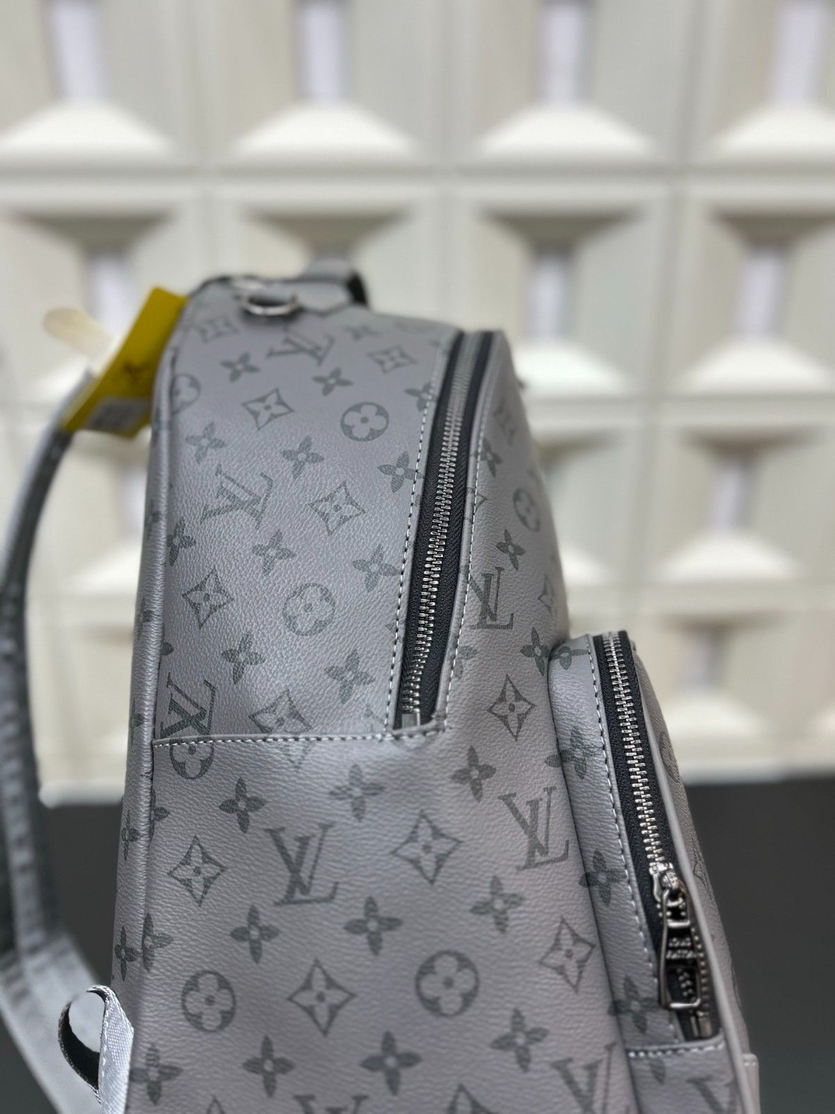 ルイヴィトン LV Discovery バックパック メンズ A31882