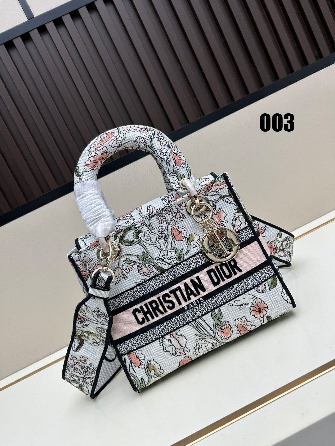 ディオール ハンドバッグ ショルダーバッグ 高品質 刺繍 A31898