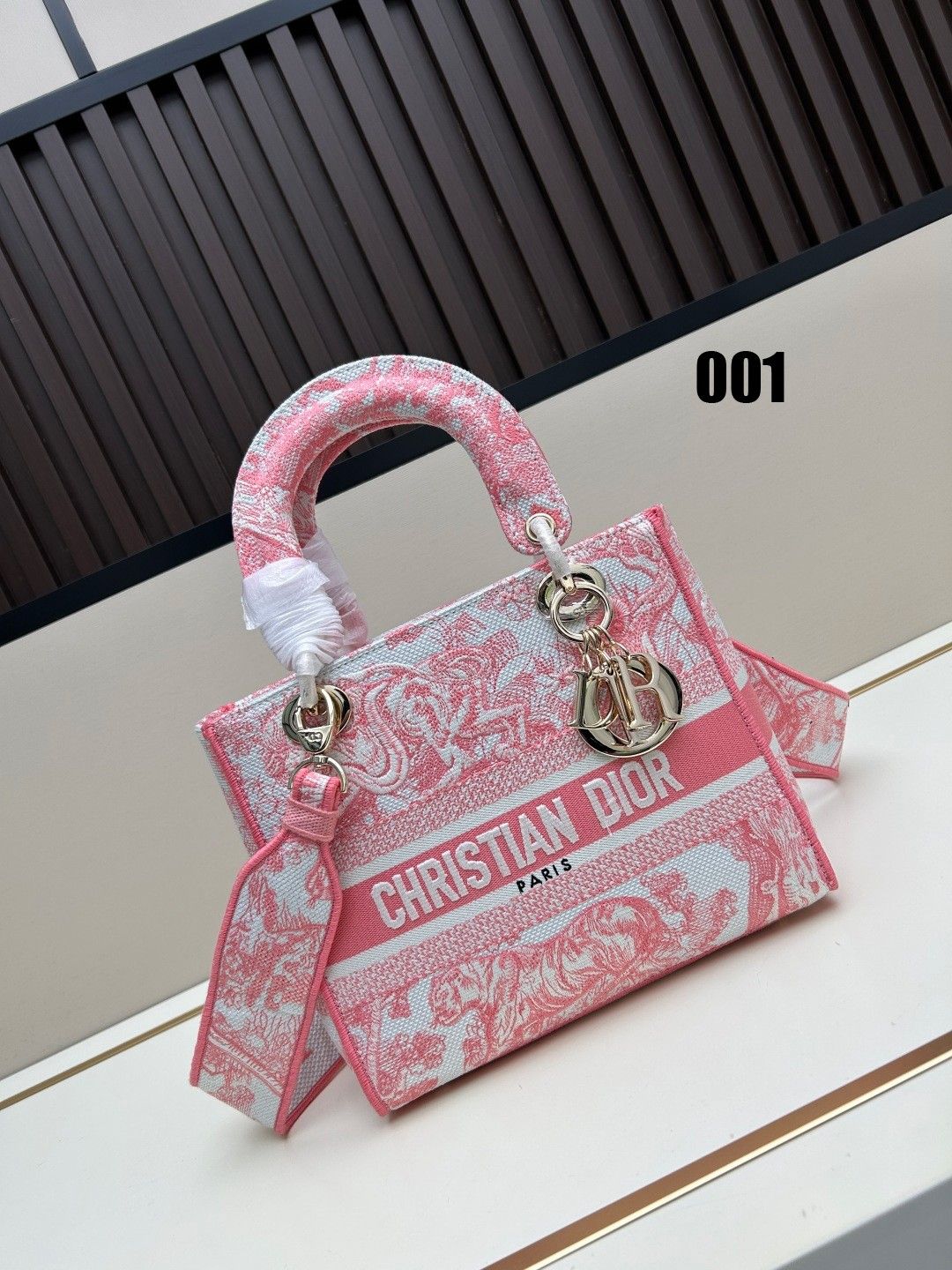 ディオール ハンドバッグ ショルダーバッグ 高品質 刺繍 A31898
