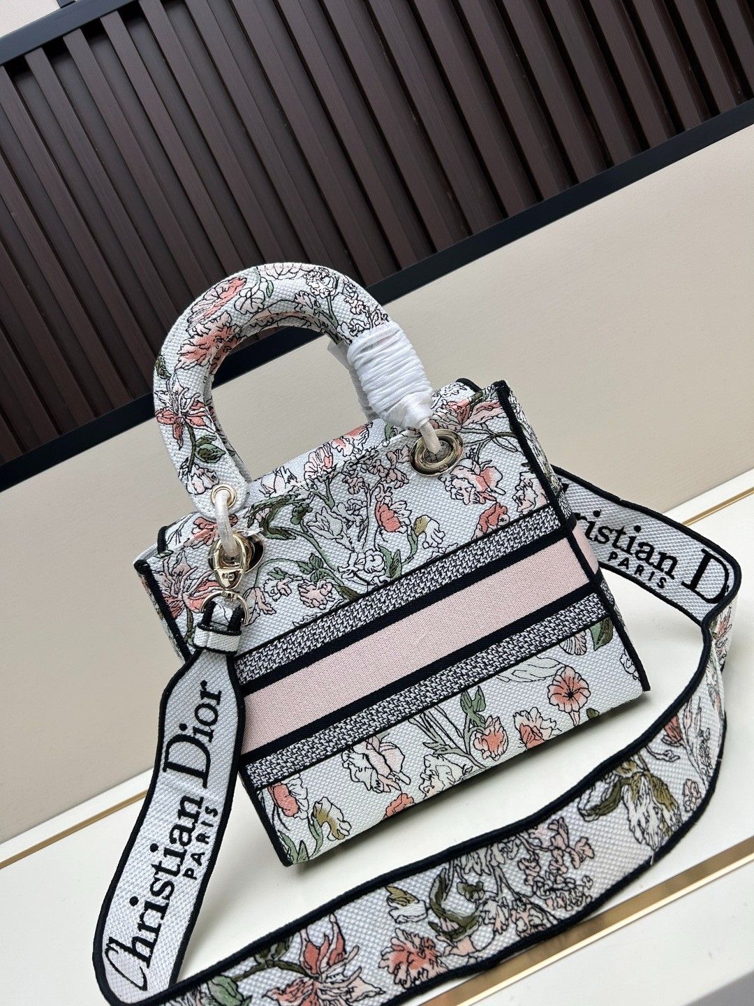 ディオール ハンドバッグ ショルダーバッグ 高品質 刺繍 A31898