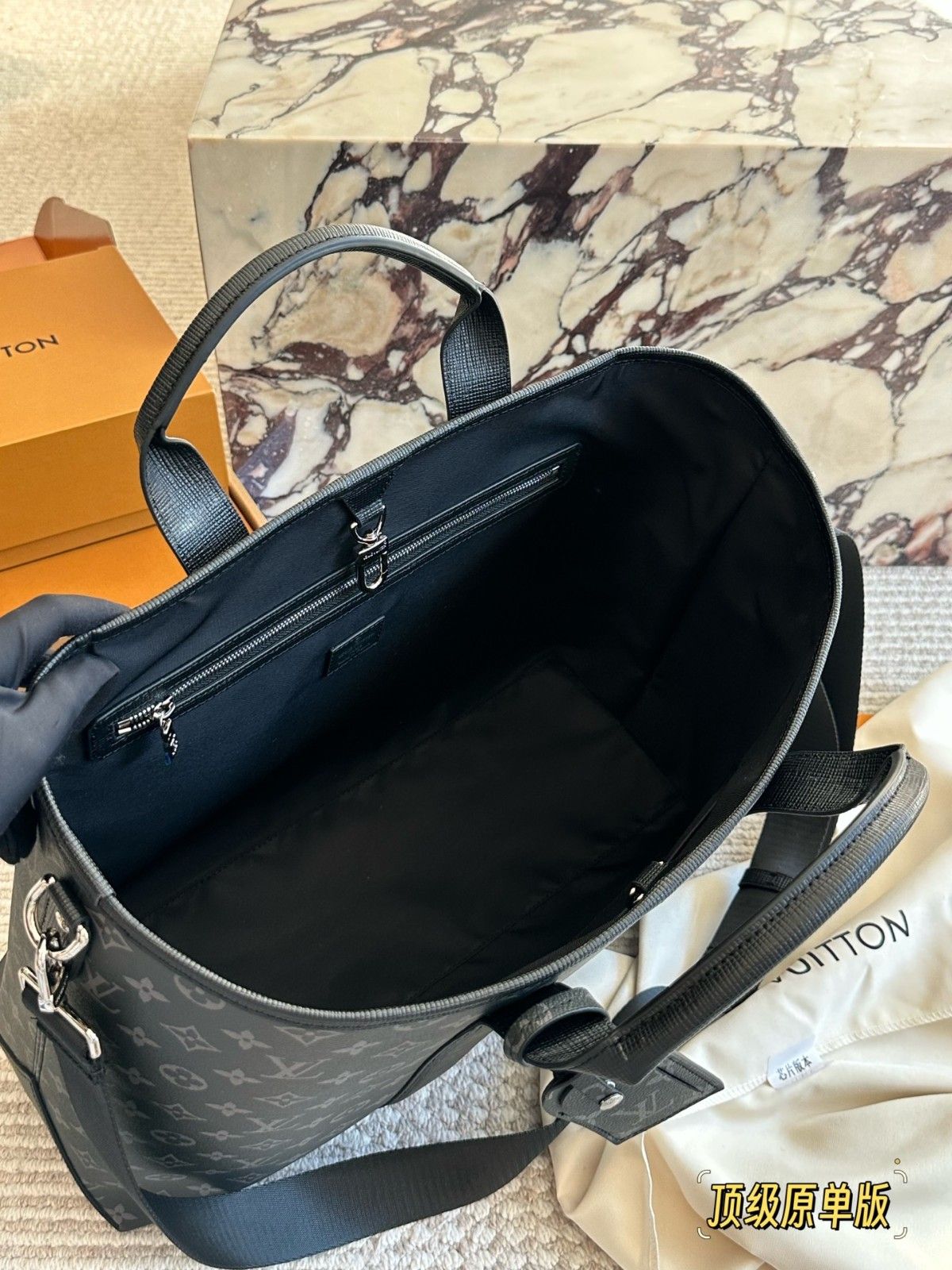 ルイヴィトン トートバッグ Sac Plat 24H 大容量 高級 A31896