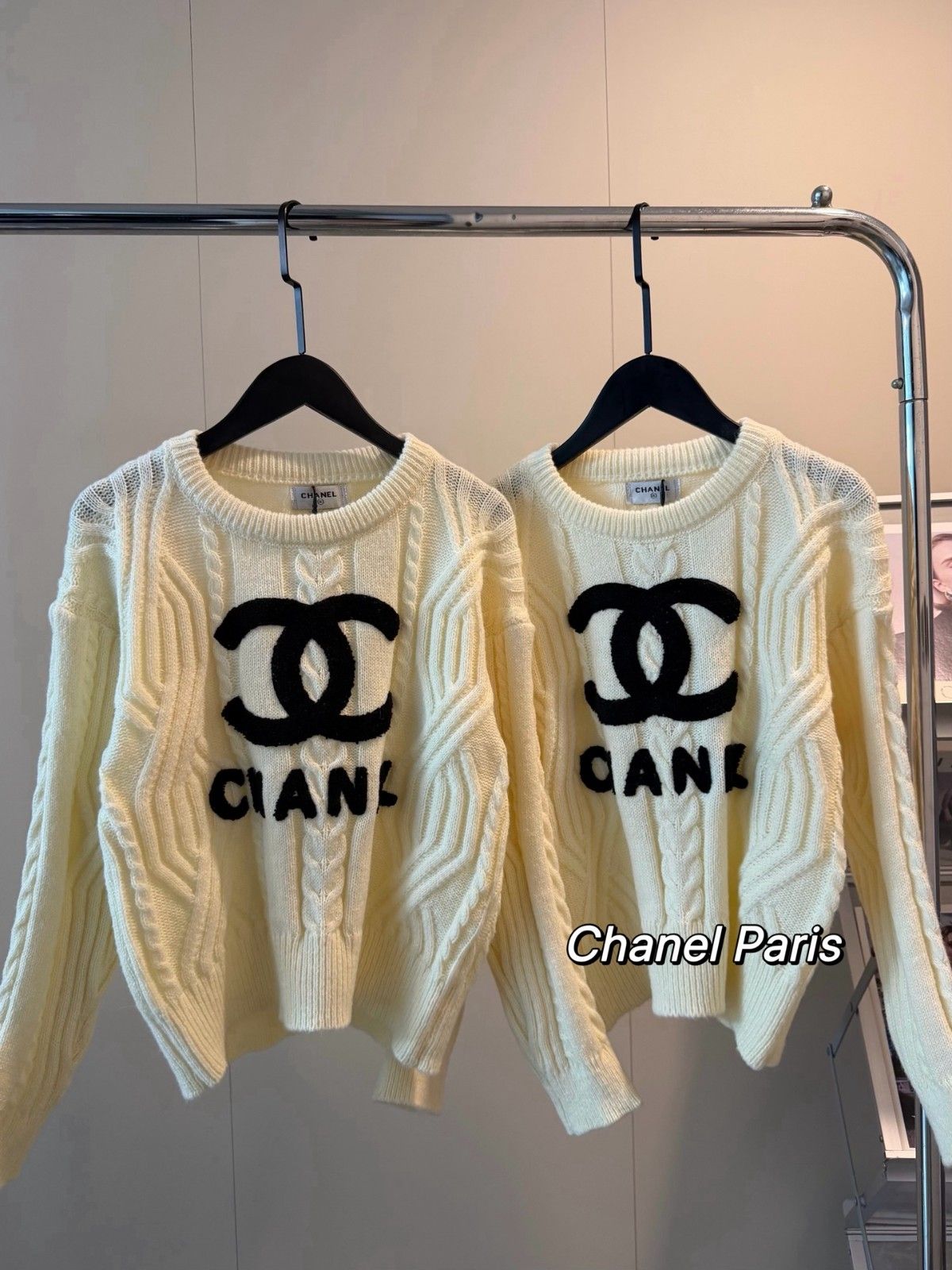 シャネル ニットセーター 刺繍ロゴ レディース A31893
