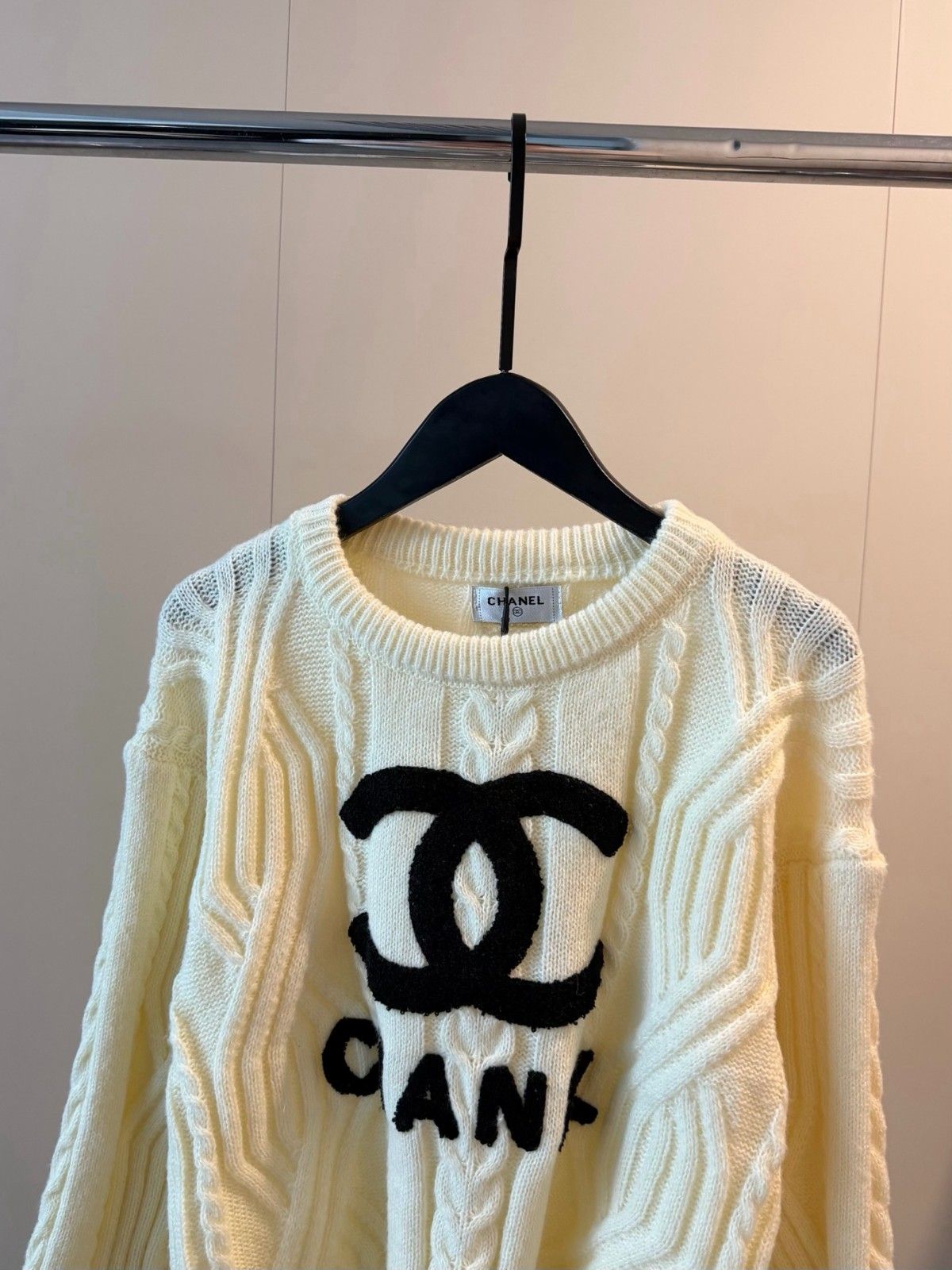 シャネル ニットセーター 刺繍ロゴ レディース A31893