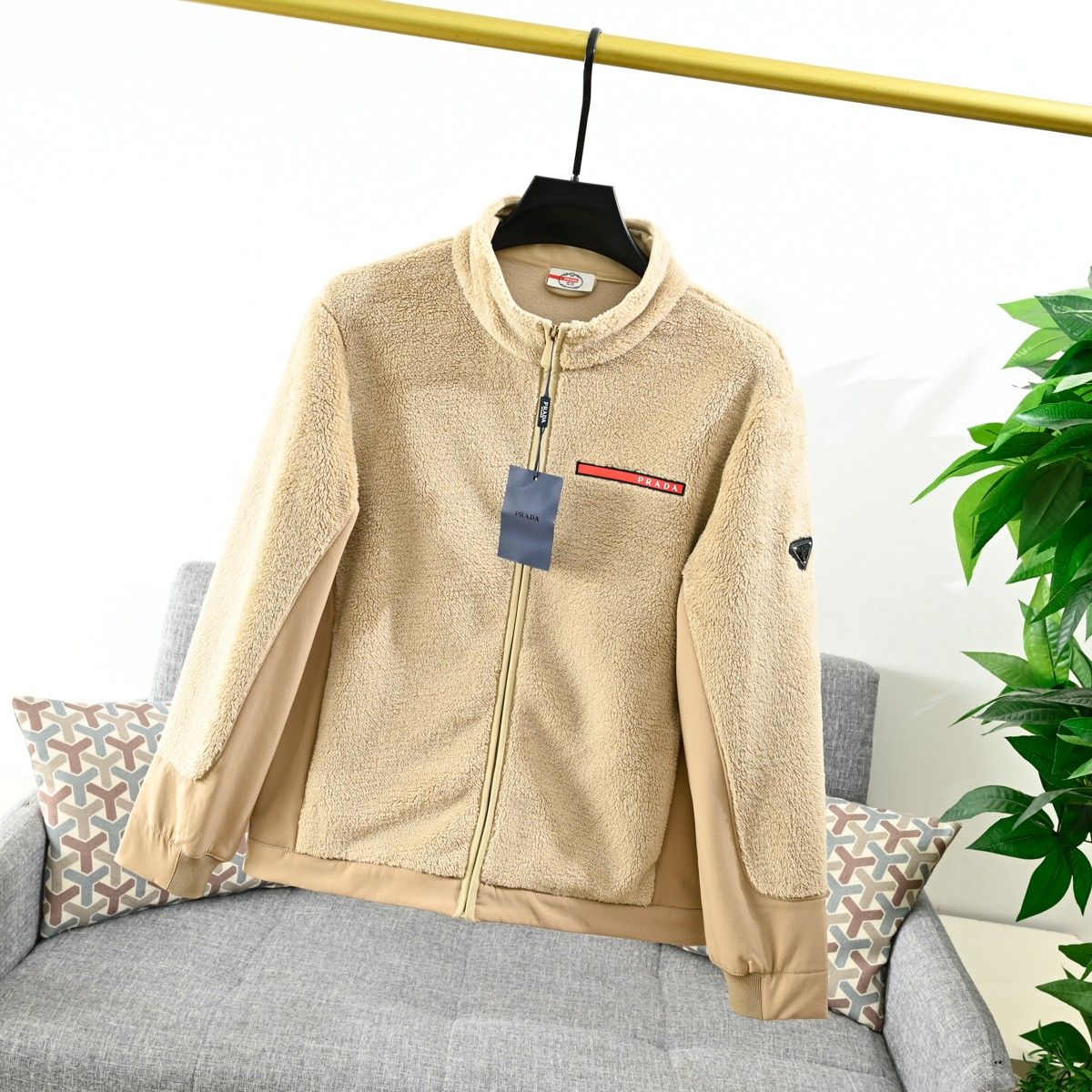 プラダ ボアジャケット メンズ 暖かい A31889