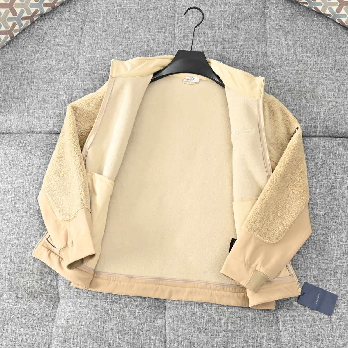 プラダ ボアジャケット メンズ 暖かい A31889