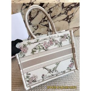 ディオール CD Booktote25 トートバッグ 刺繍 A31907