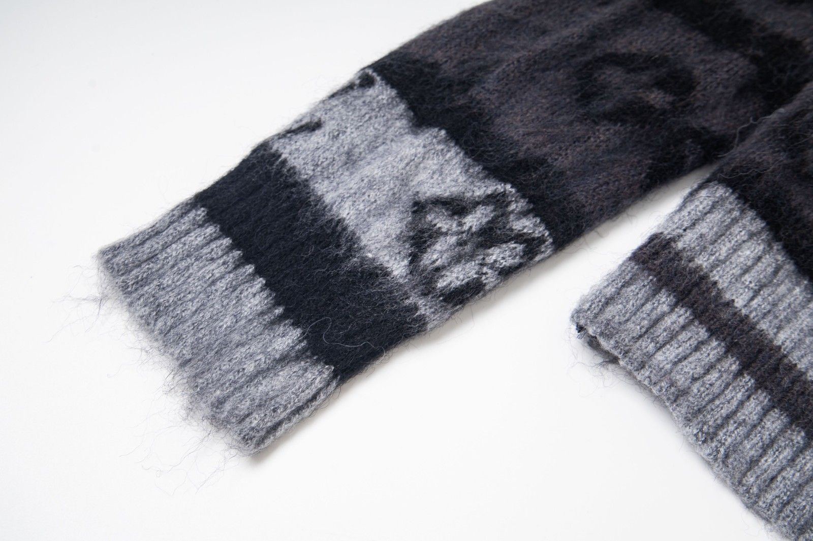 ルイヴィトン ニットカーディガン 高品質 A31906