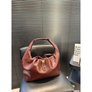 シャネル ホーボーバッグ 人気 オシャレ A31900