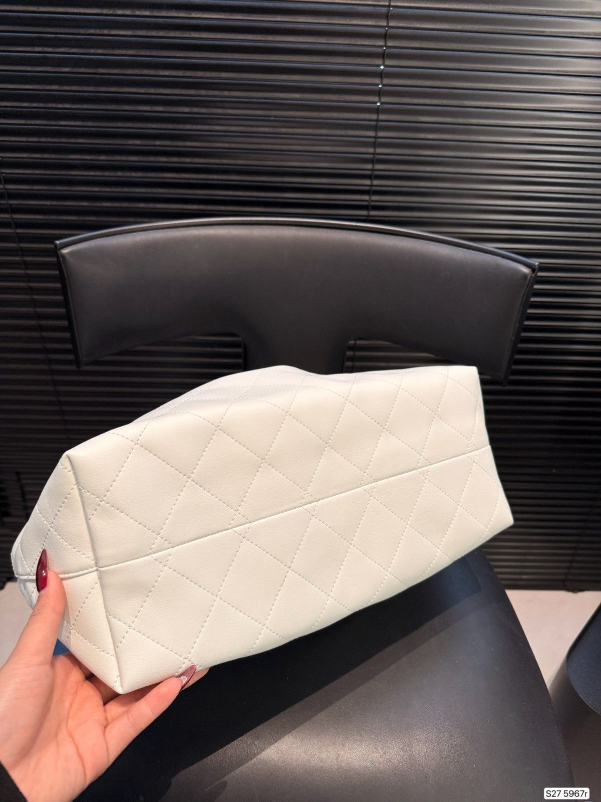 シャネル ホーボーバッグ 人気 オシャレ A31900