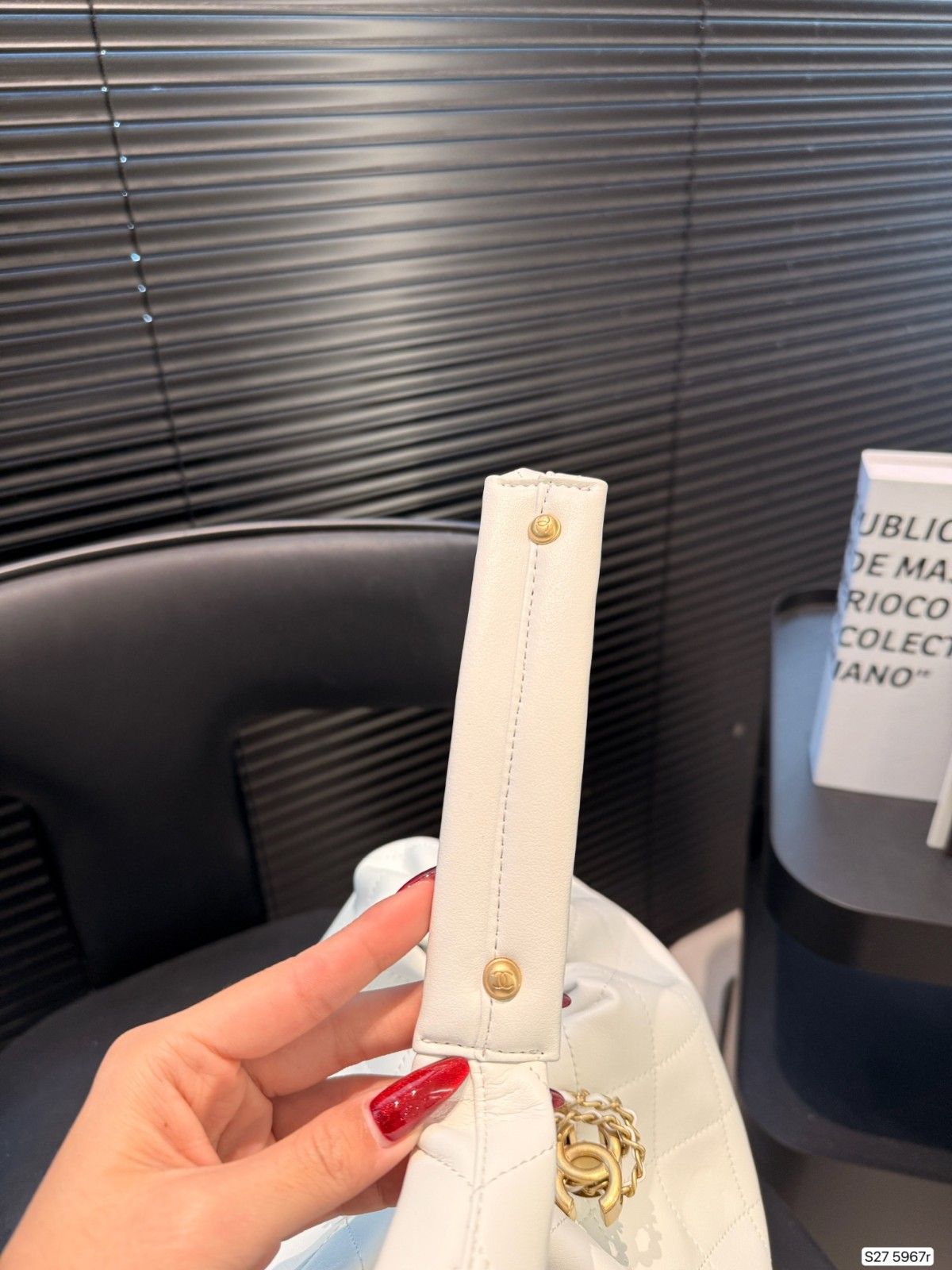 シャネル ホーボーバッグ 人気 オシャレ A31900