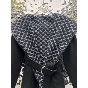 セリーヌ コート レディース向け オシャレ A31932