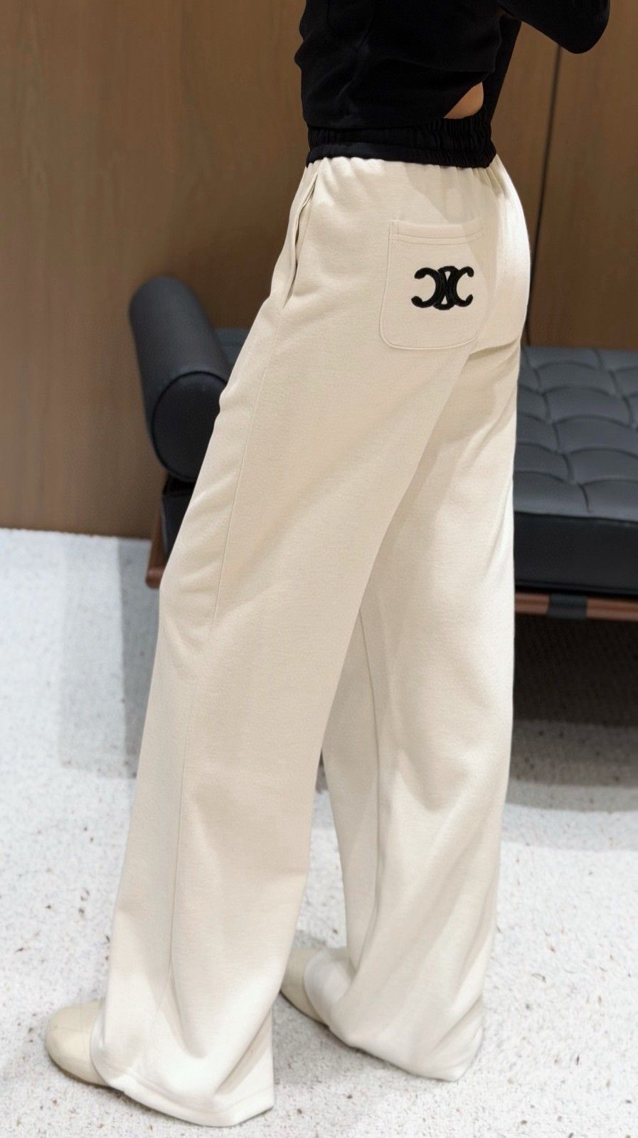 セリーヌ カジュアルパンツ レディース A31920