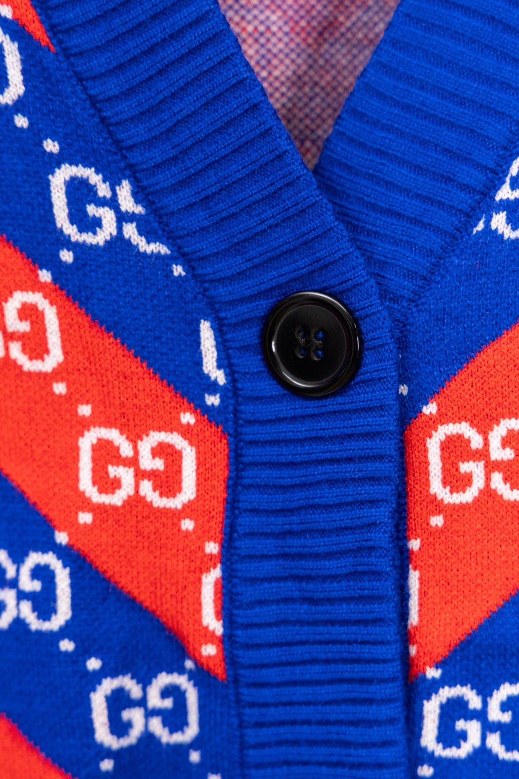 グッチ ニットのVネックカーディガン カジュアル A31929