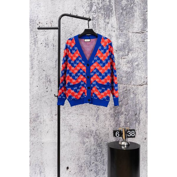 グッチ ニットのVネックカーディガン カジュアル A31929