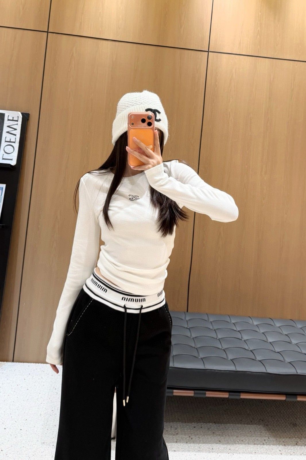 シャネル ロンT 長袖 レディース A31928