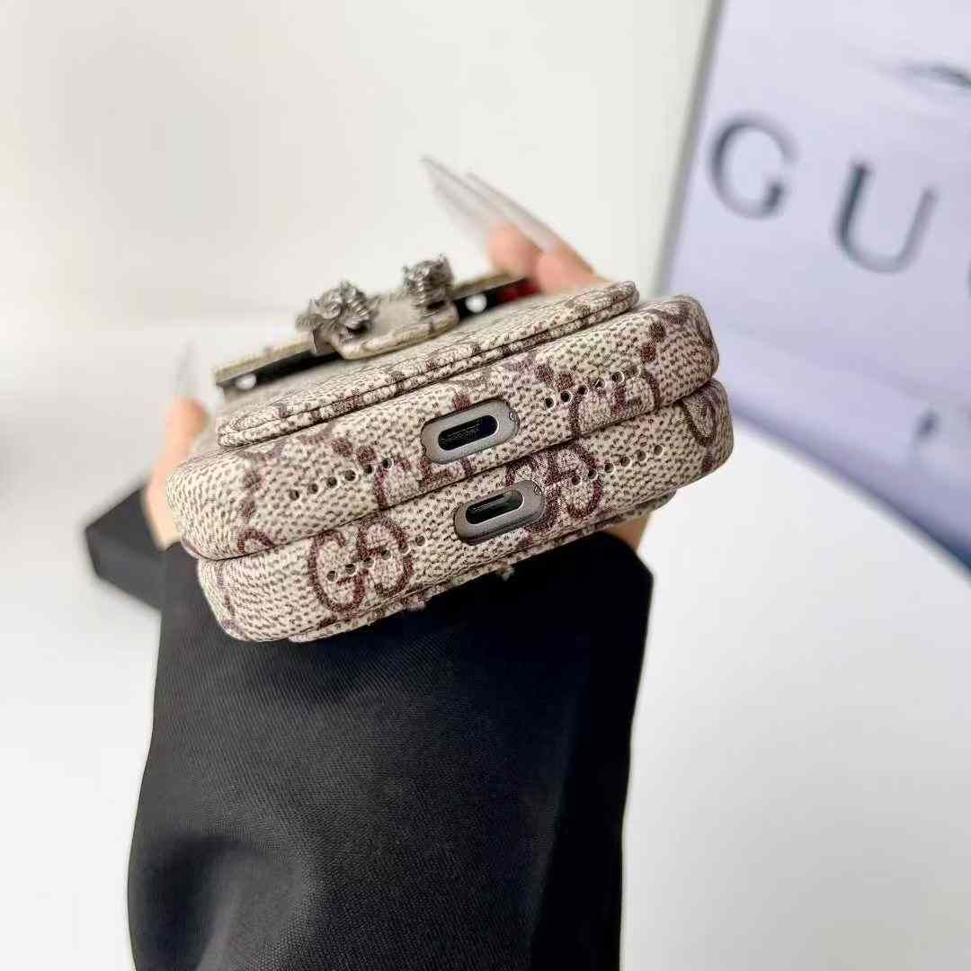 グッチ iPhone17/16/15/14/13/12ケース