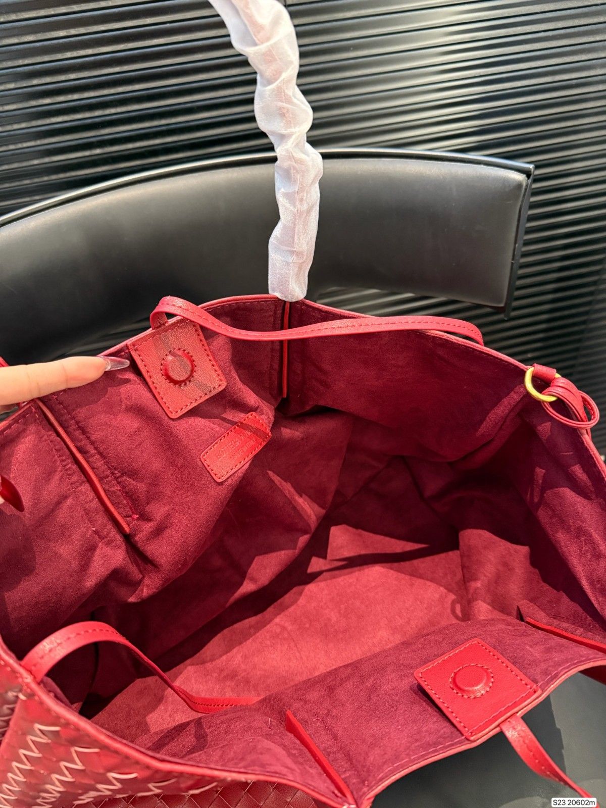 ボッテガ・ヴェネタ トートバッグ シンプル 通勤 A31938