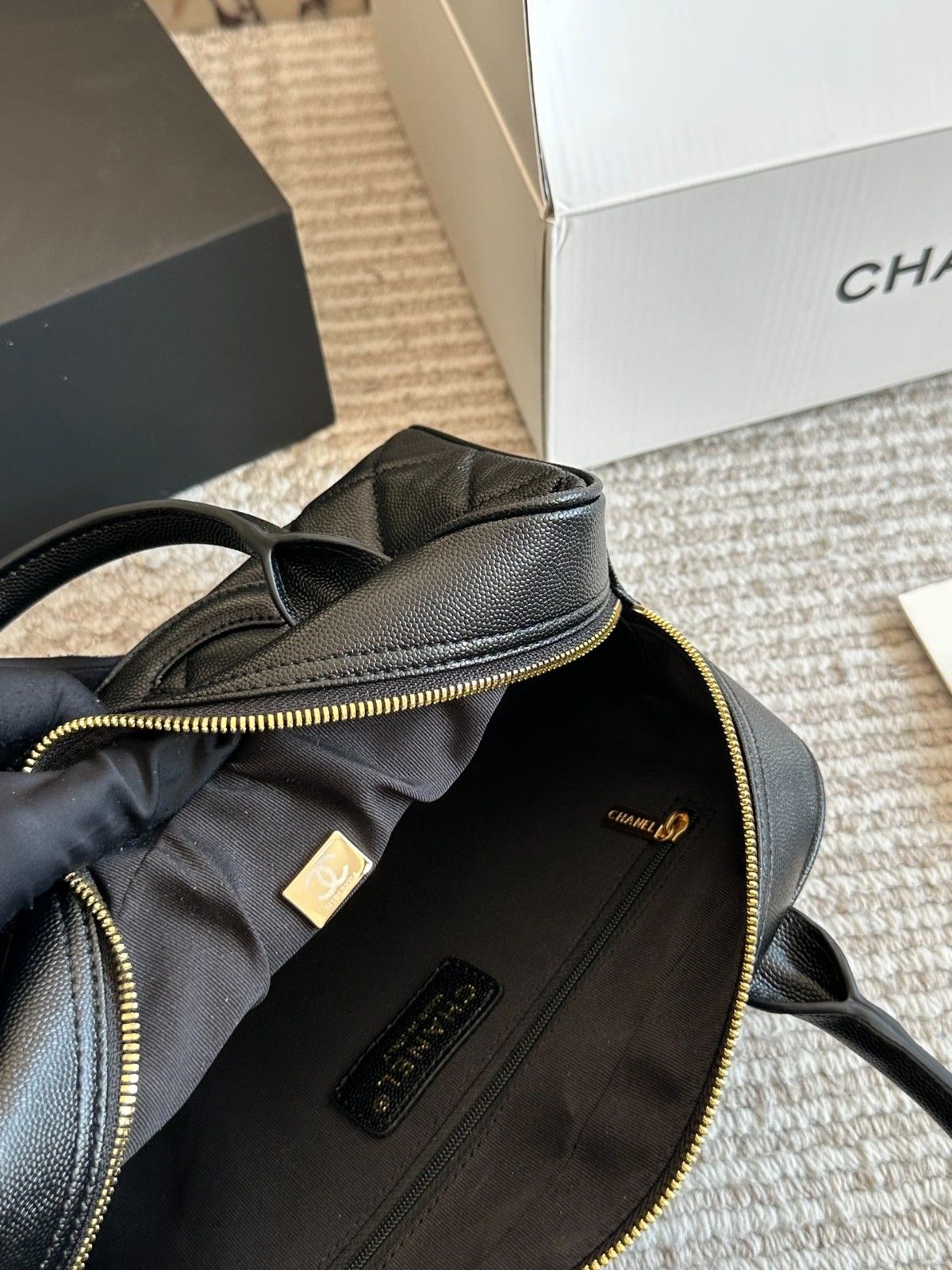 シャネル ハンドバッグ レザー オシャレ A31937