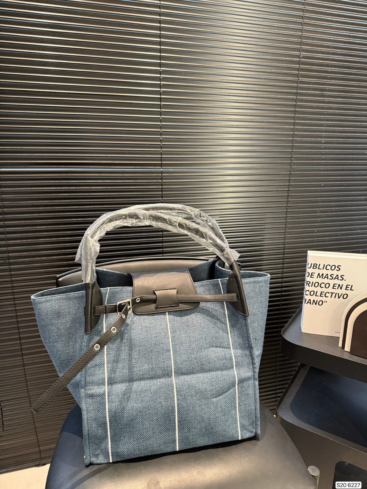 セリーヌ トートバッグ 大容量 ファション A31936