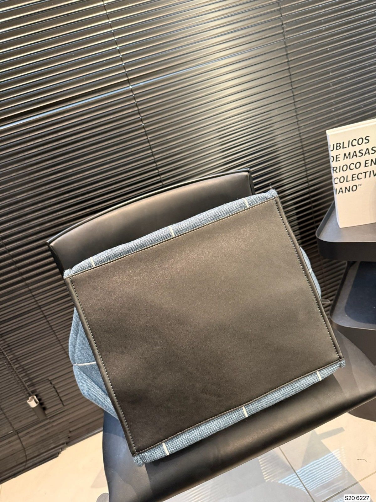 セリーヌ トートバッグ 大容量 ファション A31936