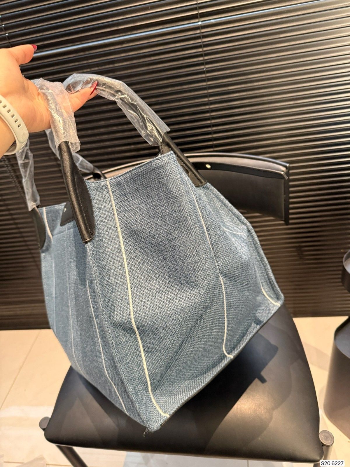 セリーヌ トートバッグ 大容量 ファション A31936