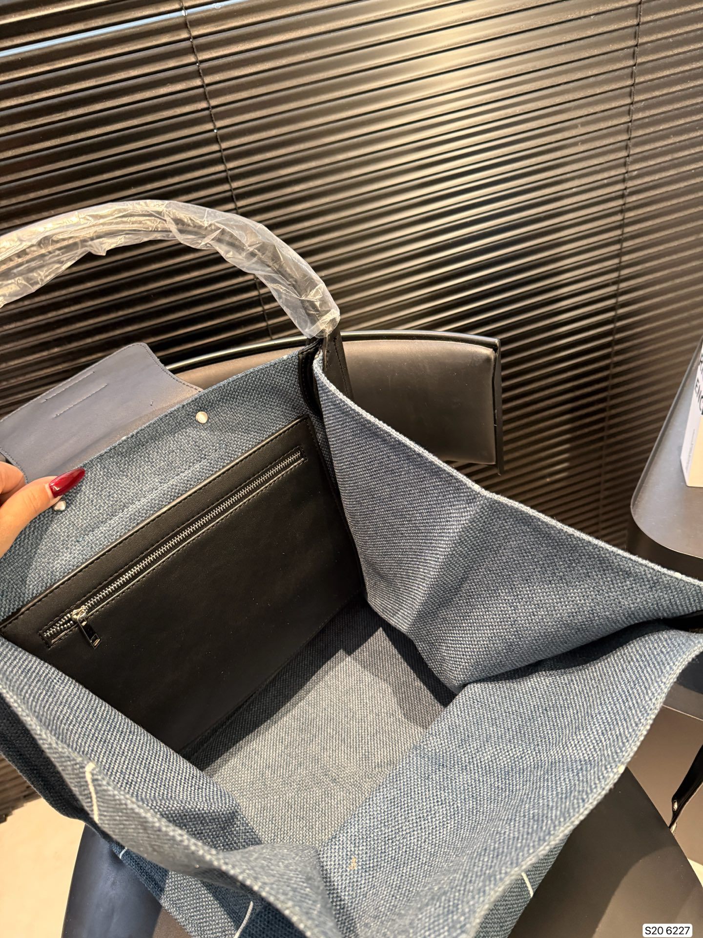 セリーヌ トートバッグ 大容量 ファション A31936