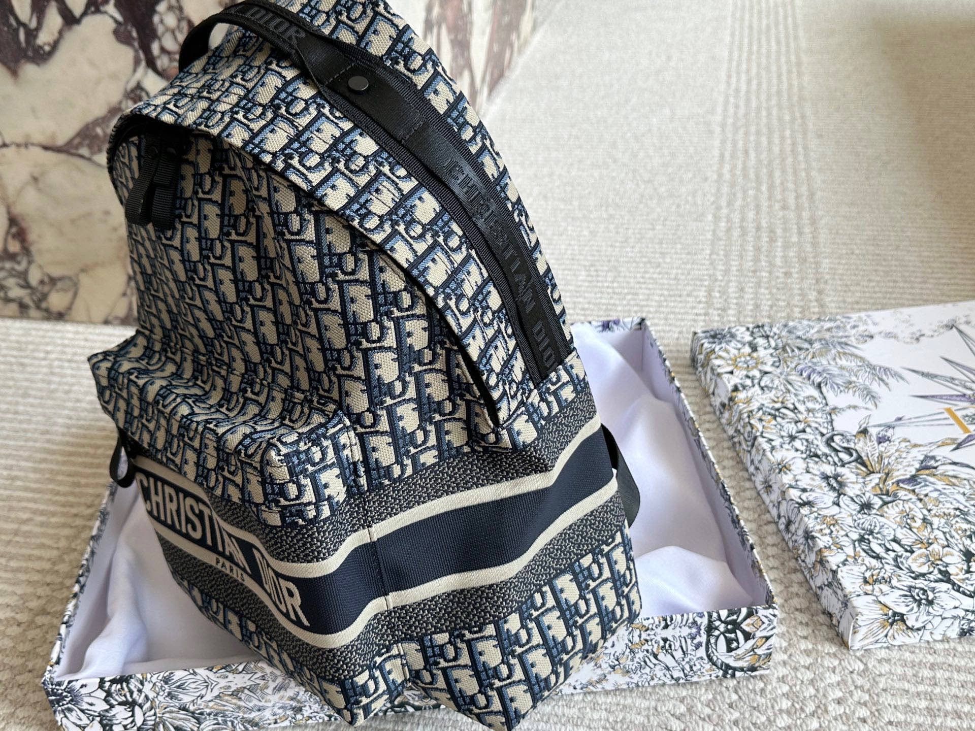 ディオール バックパック 男女兼用 高品質 A31933