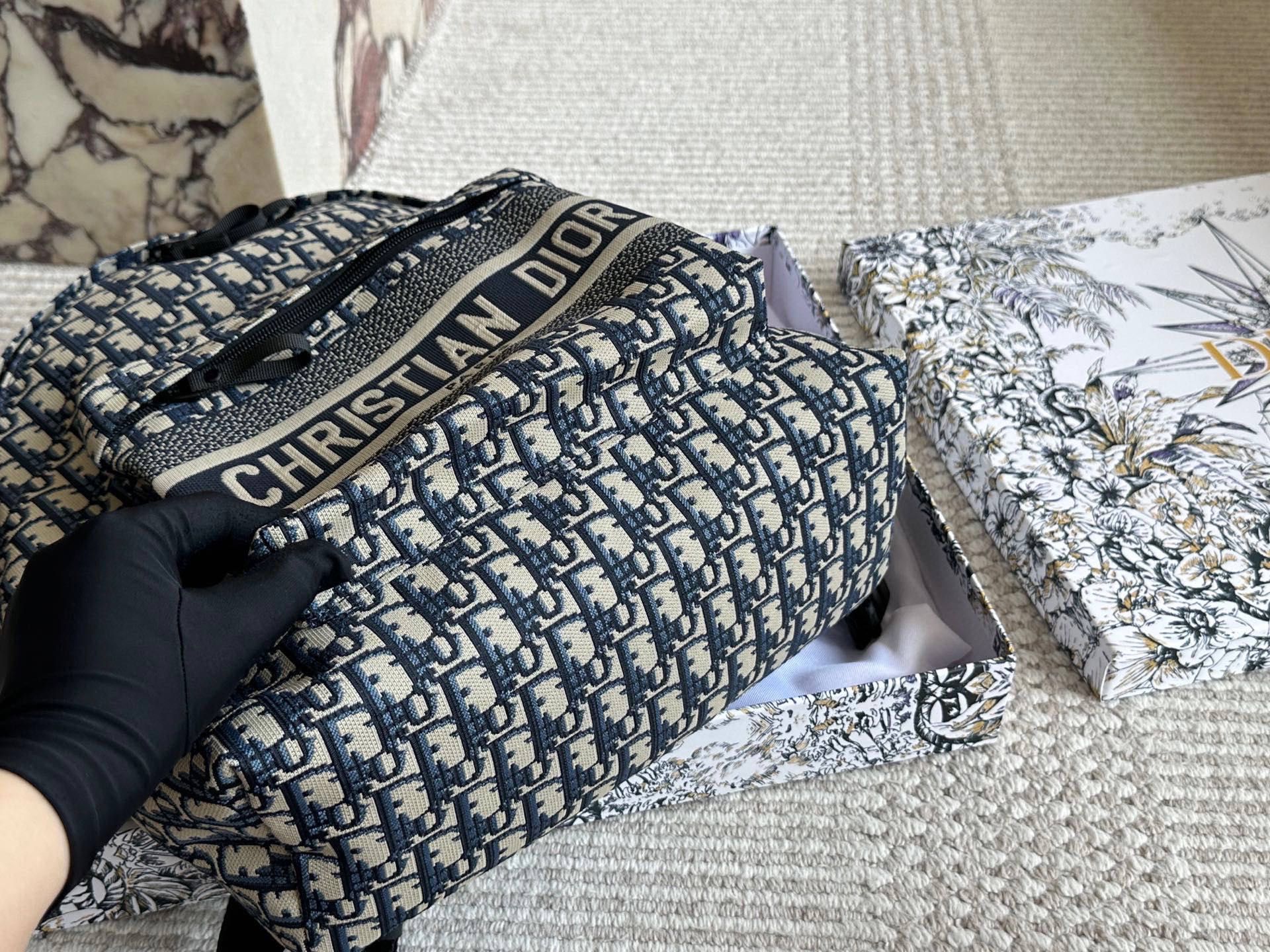 ディオール バックパック 男女兼用 高品質 A31933