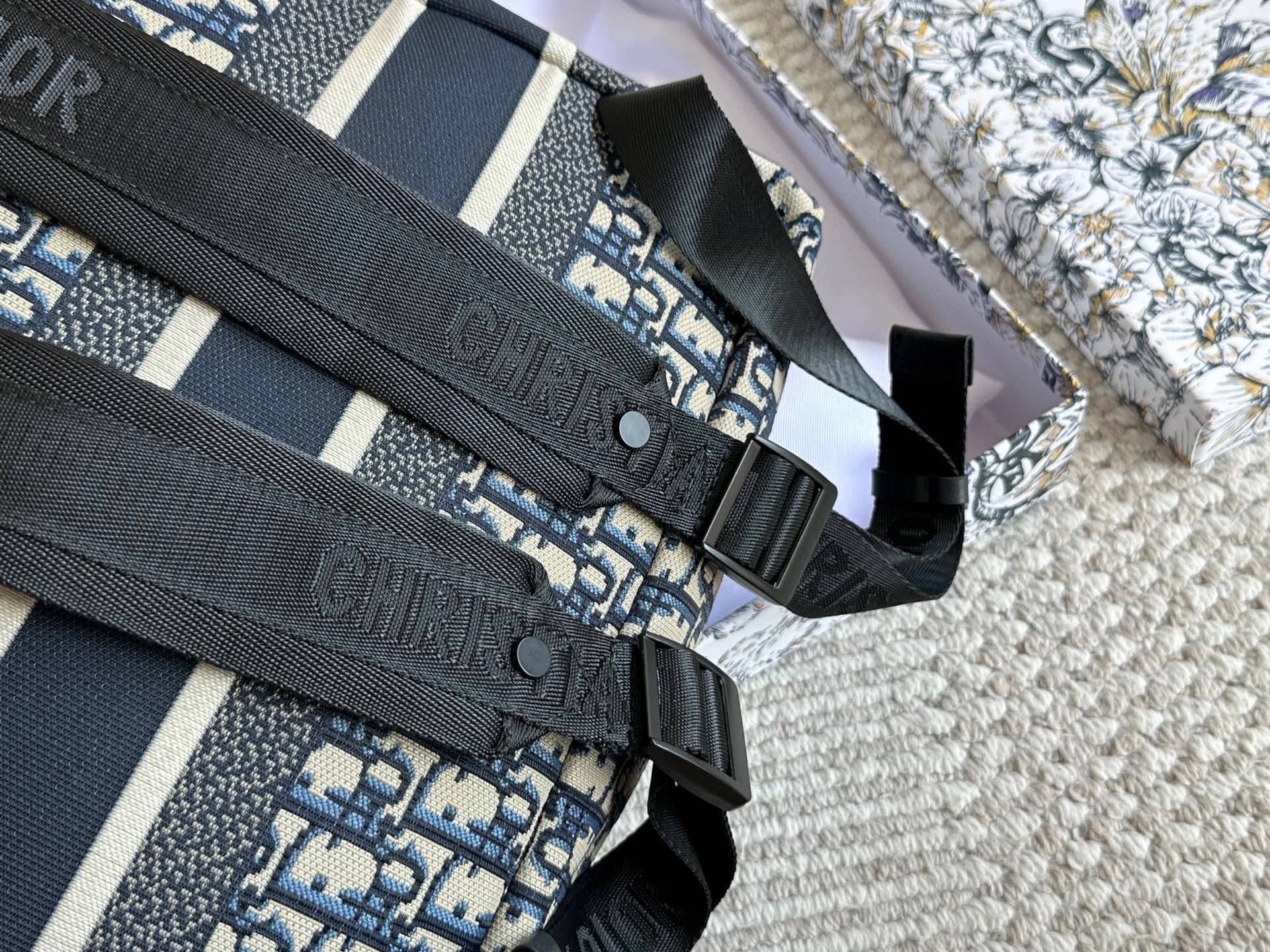 ディオール バックパック 男女兼用 高品質 A31933