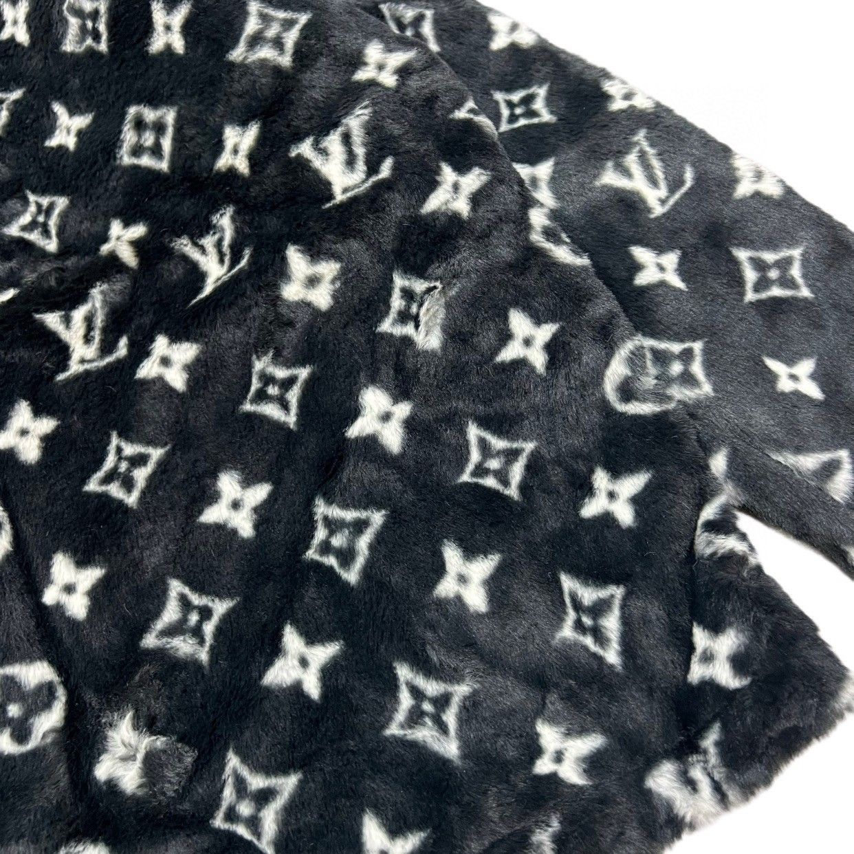 ルイヴィトン ジャケット もこもこ ゆったり 男女向け A31942