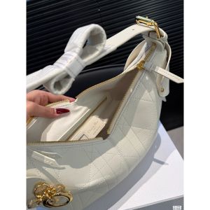 ディオール Dior Voyage ホーボーバッグ 高級 A31945