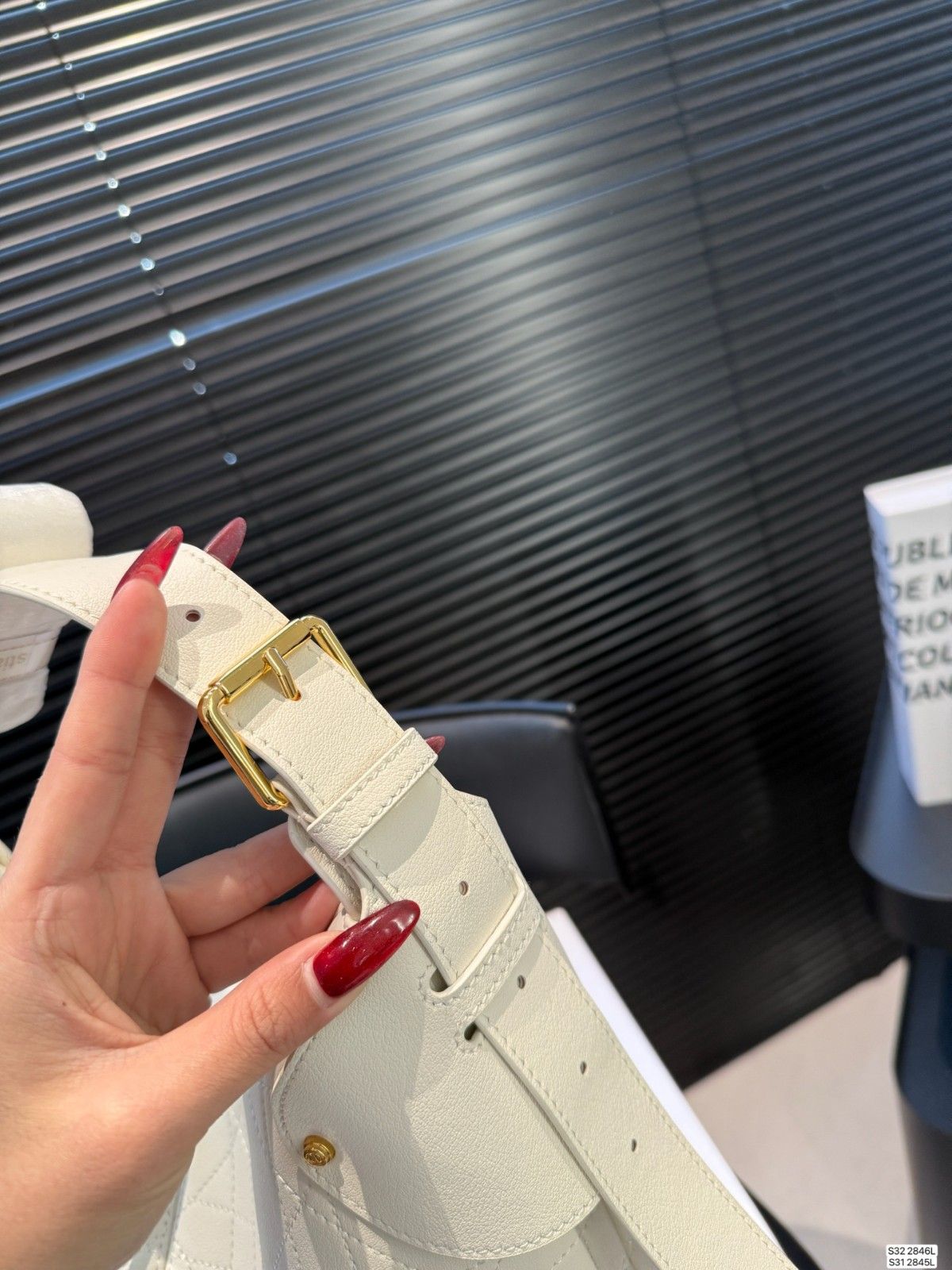 ディオール Dior Voyage ホーボーバッグ 高級 A31945