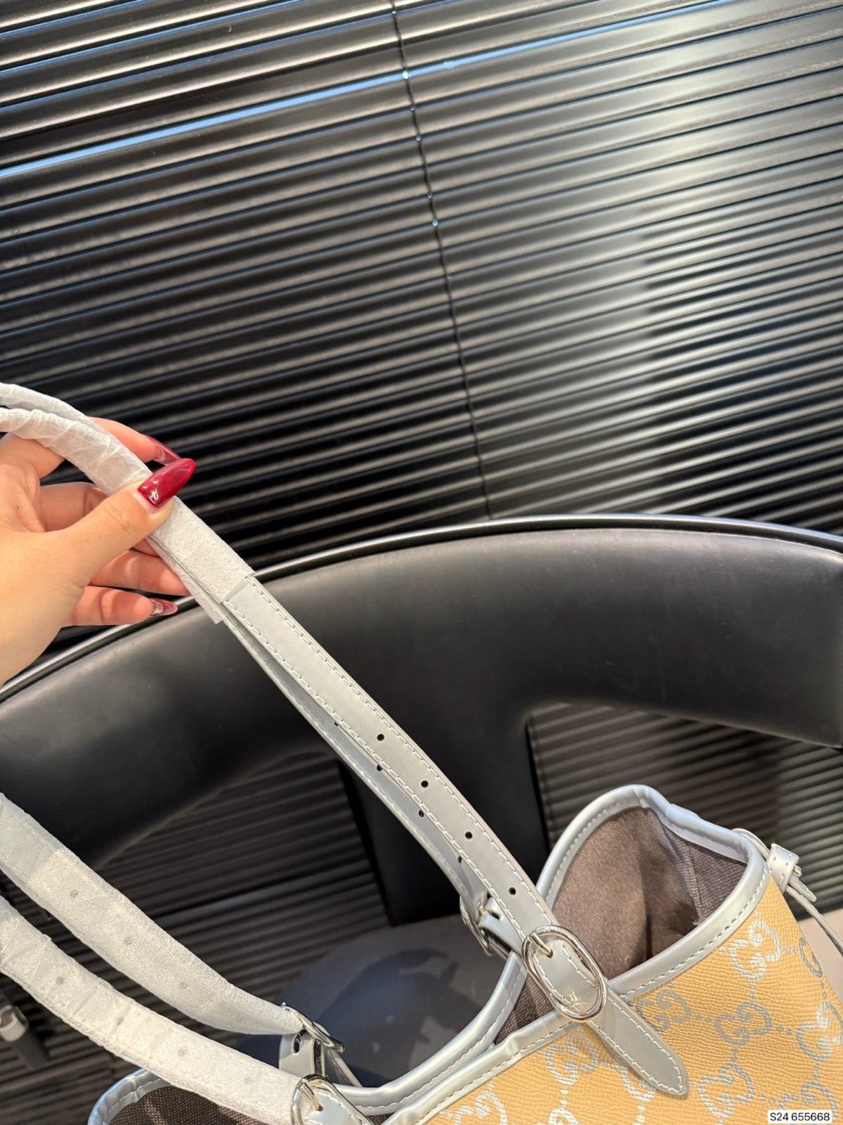 グッチ ハンドバッグ ショルダーバッグ 可愛い A31944