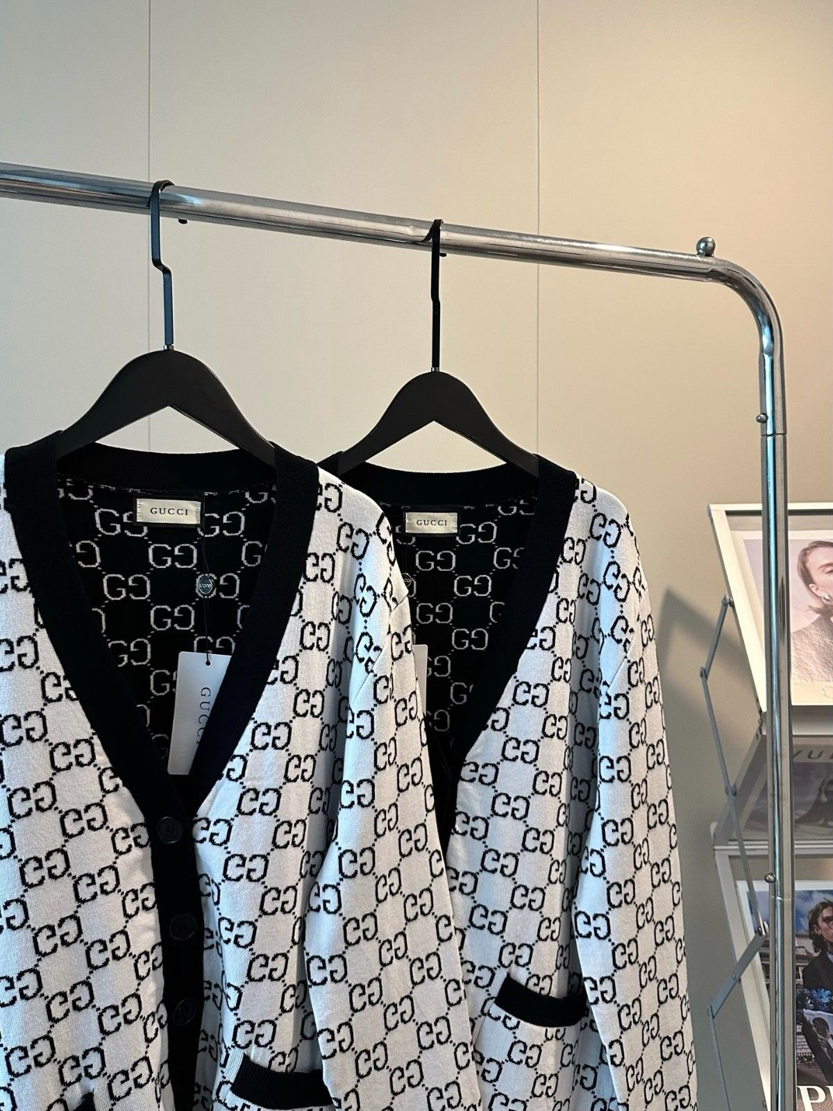 グッチ ニットカーディガン ゆったり A31939