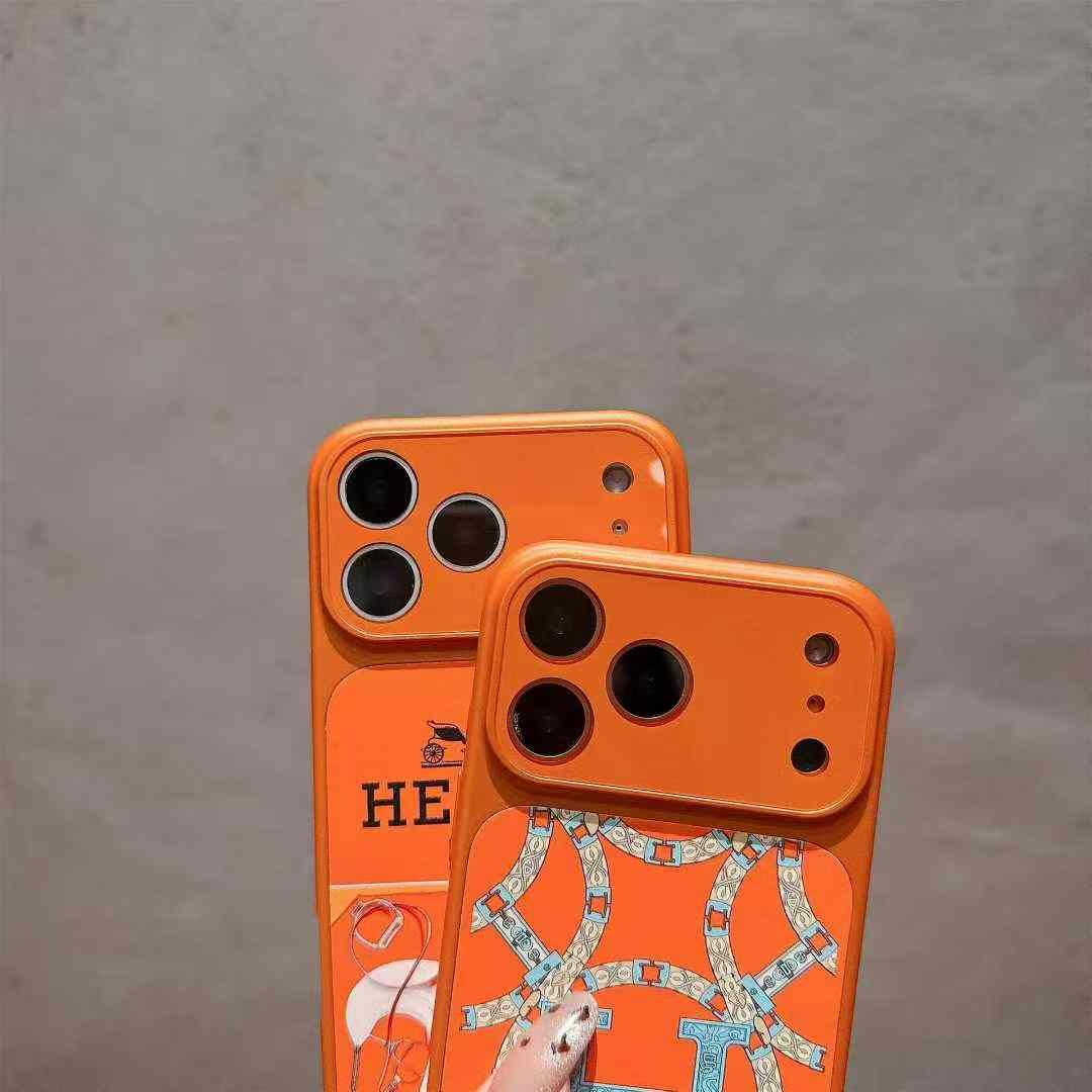 エルメスiPhone17/16/15/14/13ケース